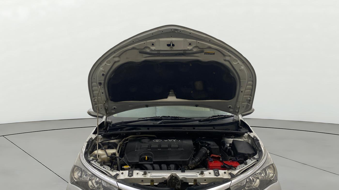 2015 Toyota Corolla Altis JS PETROL, Petrol, Manual, 1,20,681 km, Open Bonet