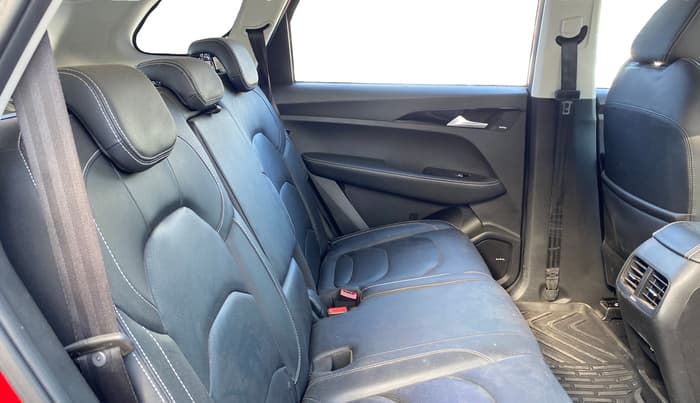 2020 MG HECTOR SHARP 1.5 DCT PETROL, Petrol, Automatic, 37,130 km, Right Side Rear Door Cabin