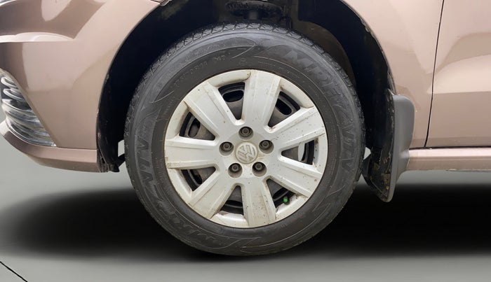 2018 Volkswagen Ameo TRENDLINE 1.0L, Petrol, Manual, 42,312 km, Left Front Wheel