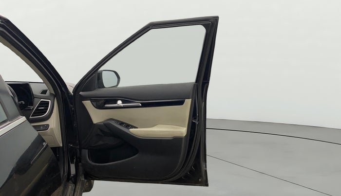 2020 KIA SELTOS HTX IVT 1.5 PETROL, Petrol, Automatic, 58,611 km, RHS Front Door