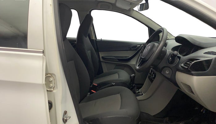 2018 Tata Tiago XT 1.2 REVOTRON, Petrol, Manual, 85,429 km, Right Side Front Door Cabin