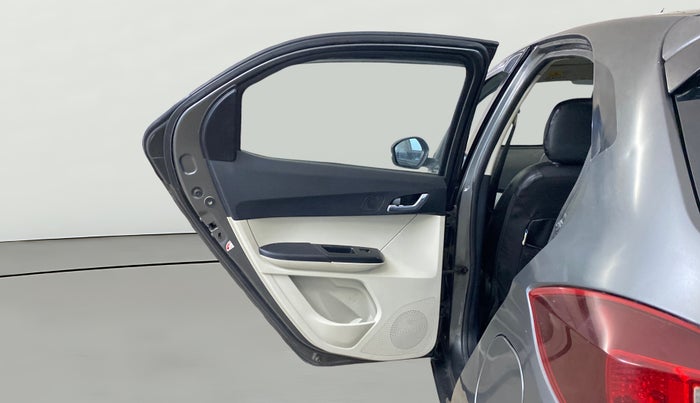 2022 Tata Tiago XZ PLUS CNG, CNG, Manual, 97,929 km, LHS Rear Door