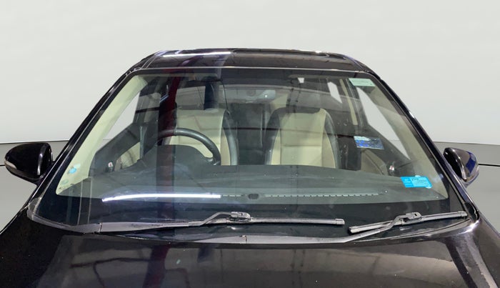 2018 Hyundai Verna 1.6 VTVT SX O, Petrol, Manual, 29,011 km, Front Windshield