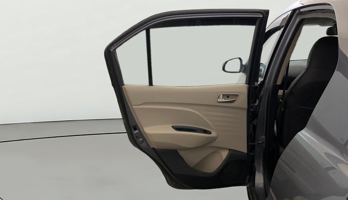 2019 Hyundai NEW SANTRO SPORTZ CNG, CNG, Manual, 85,842 km, LHS Rear Door