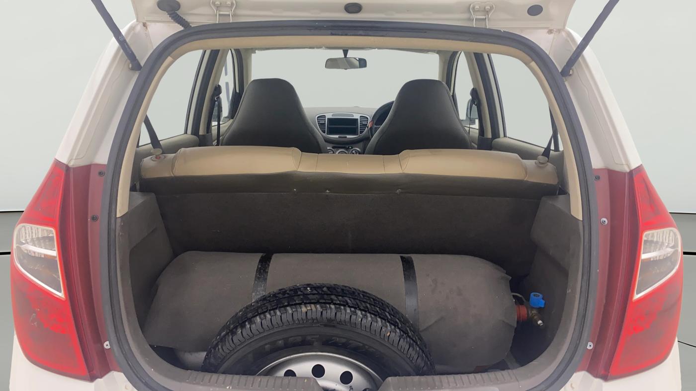 2016 Hyundai i10 MAGNA 1.1, CNG, Manual, 91,361 km, Boot Open Zoomed View