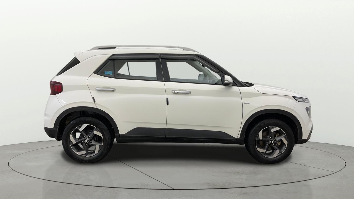 2019 Hyundai VENUE SX PLUS 1.0 TURBO DCT, Petrol, Automatic, 22,421 km, Right Side View