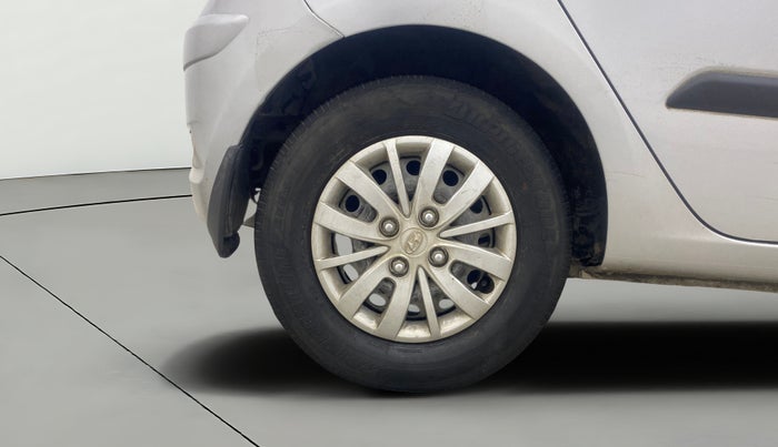 2014 Hyundai i10 SPORTZ 1.1, Petrol, Manual, 64,534 km, Right Rear Wheel