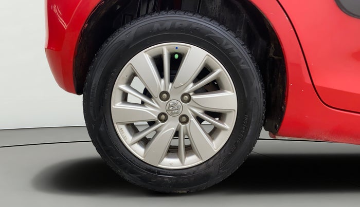2015 Maruti Swift ZXI, Petrol, Manual, 58,467 km, Right Rear Wheel