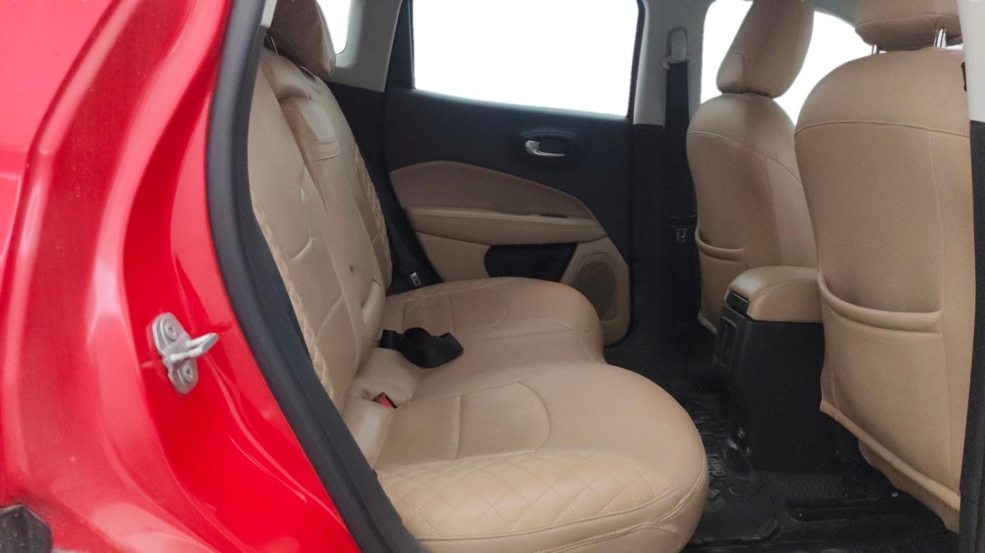 2018 Jeep Compass LONGITUDE (O) 2.0 DIESEL, Diesel, Manual, 1,00,310 km, Right Side Rear Door Cabin