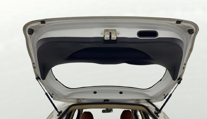 2018 Honda Jazz 1.2L I-VTEC V, Petrol, Manual, 71,811 km, Boot Door Open