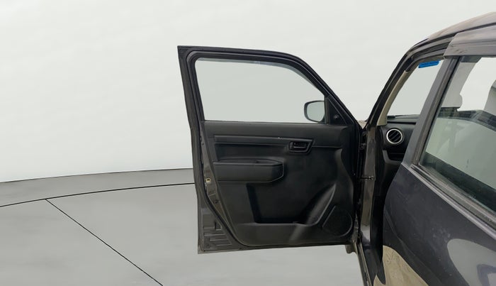 2020 Maruti S PRESSO VXI PLUS AMT, Petrol, Automatic, 39,345 km, LHS Front Door