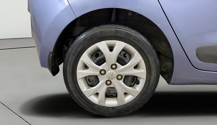 2015 Hyundai Grand i10 SPORTZ 1.2 KAPPA VTVT, Petrol, Manual, 42,147 km, Right Rear Wheel