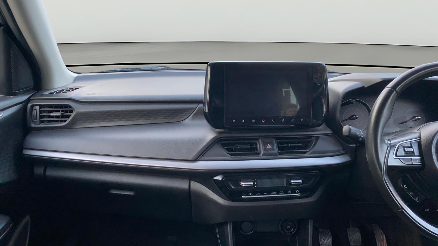 2024 Maruti Swift ZXI PLUS, Petrol, Manual, 31,305 km, Air Conditioner