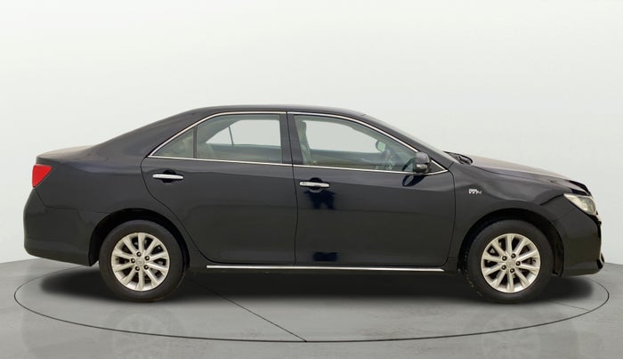 2012 Toyota Camry 2.5L AT, Petrol, Automatic, 1,07,423 km, Right Side View