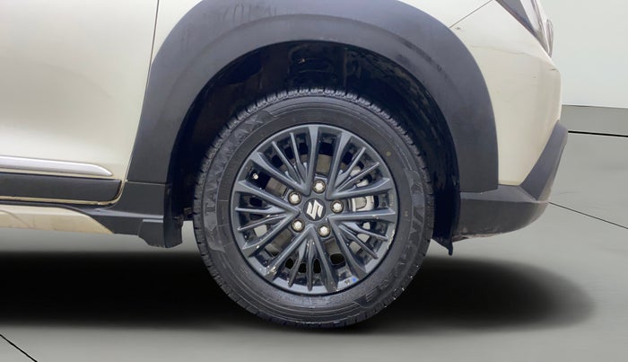 2022 Maruti XL6 ZETA MT, Petrol, Manual, 58,698 km, Right Front Wheel