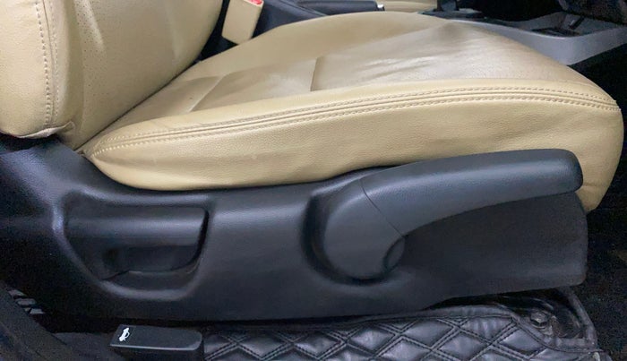 2019 Honda City 1.5L I-VTEC ZX, Petrol, Manual, 42,340 km, Driver Side Adjustment Panel