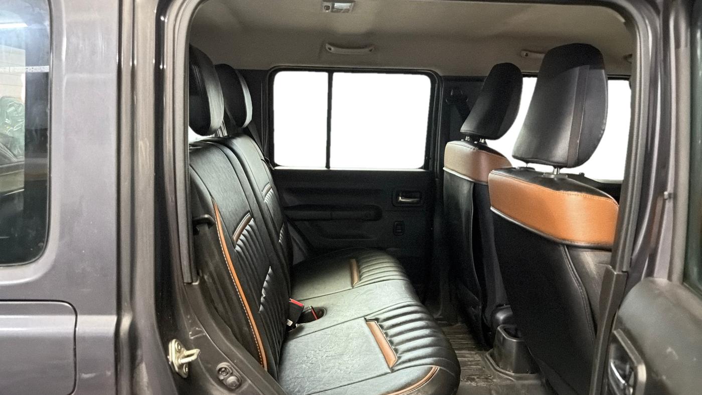2023 Maruti JIMNY ALPHA ALL GRIP PRO MT, Petrol, Manual, 50,898 km, Right Side Rear Door Cabin