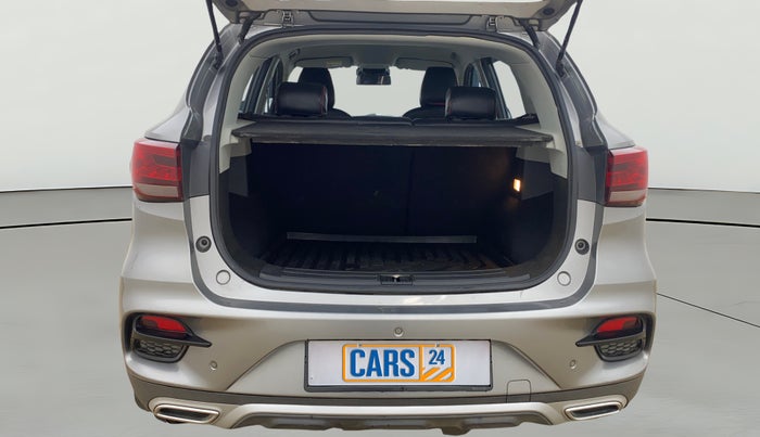 2023 MG ASTOR SUPER 1.5 MT, Petrol, Manual, 48,083 km, Boot Open Zoomed View