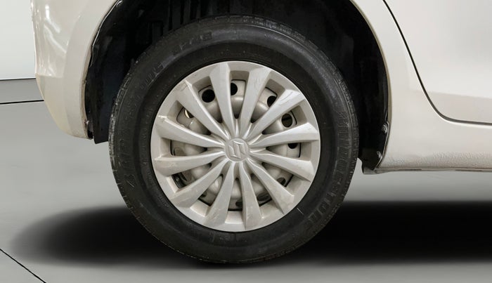 2017 Maruti Swift LXI (O), Petrol, Manual, 41,236 km, Right Rear Wheel