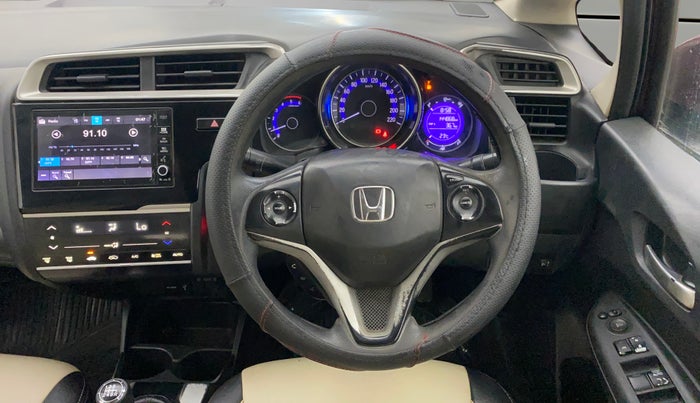 2017 Honda WR-V 1.5L I-DTEC VX MT, Diesel, Manual, 1,44,831 km, Steering Wheel Close Up