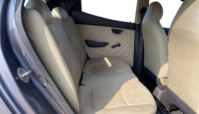 2017 Hyundai Eon ERA +, Petrol, Manual, 56,804 km, Right Side Rear Door Cabin