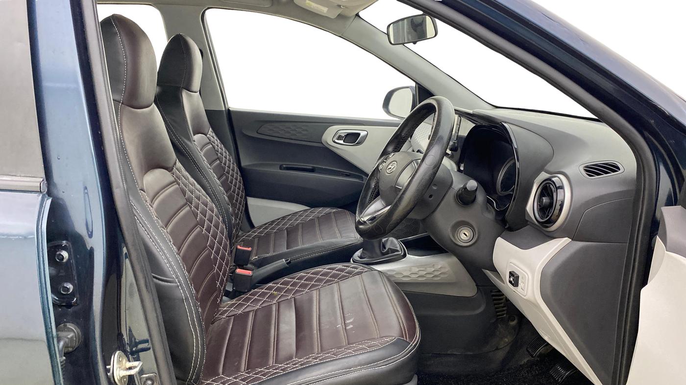 2021 Hyundai GRAND I10 NIOS SPORTZ 1.2 KAPPA VTVT, CNG, Manual, 1,14,317 km, Right Side Front Door Cabin