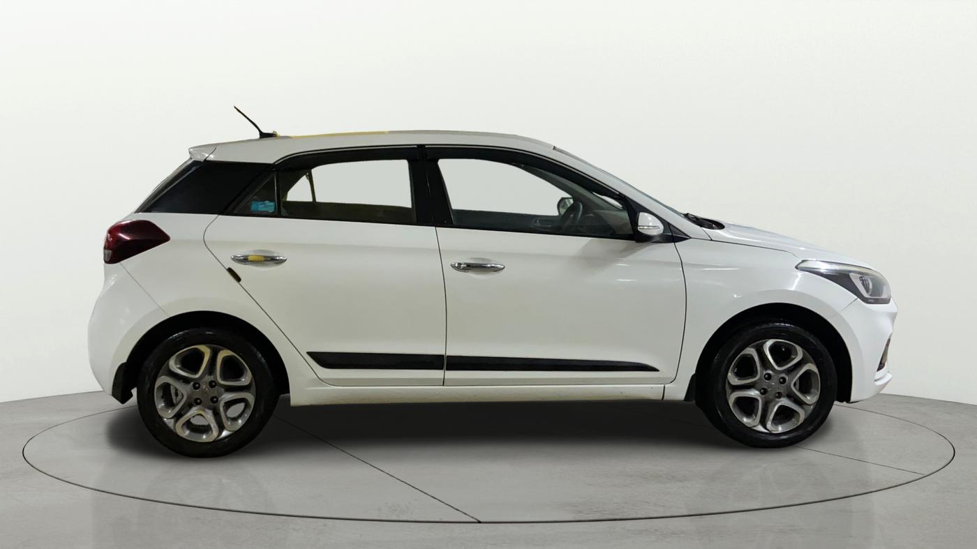2019 Hyundai Elite i20 ASTA 1.2 (O), CNG, Manual, 1,06,100 km, Right Side View