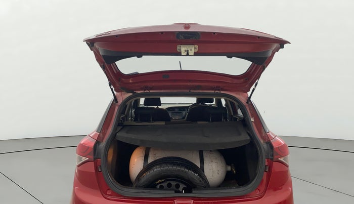 2016 Hyundai Elite i20 ASTA 1.2, CNG, Manual, 93,251 km, Boot Door Open