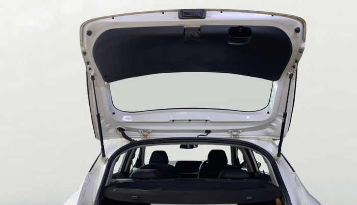 2020 Hyundai NEW I20 ASTA (O) 1.2 MT, Petrol, Manual, 53,976 km, Boot Door Open