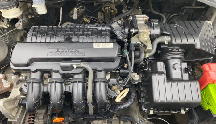 2014 Honda Amaze 1.2L I-VTEC VX, Petrol, Manual, 1,10,405 km, Engine View