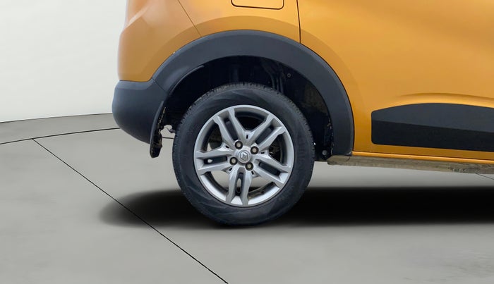 2019 Renault TRIBER RXZ, Petrol, Manual, 27,832 km, Right Rear Wheel