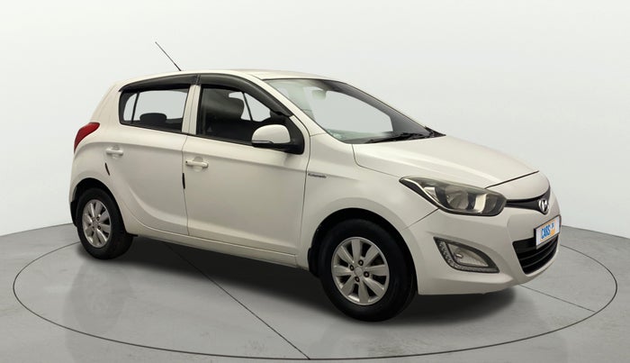 2012 Hyundai i20 SPORTZ 1.4 AT, Petrol, Automatic, 99,234 km, Right Front Diagonal