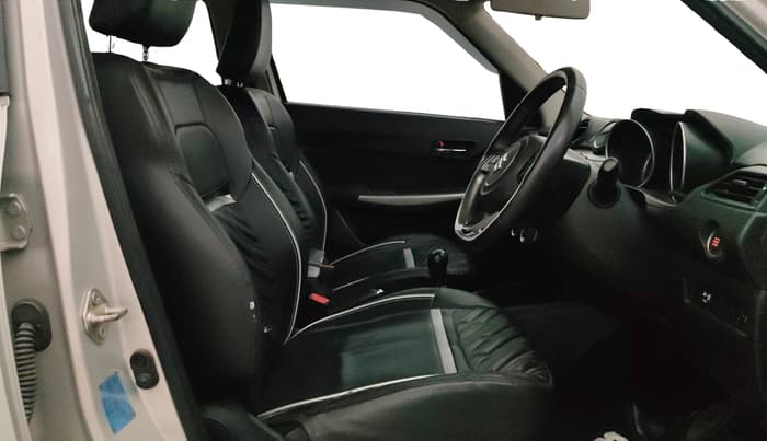 2022 Maruti Swift ZXI CNG, CNG, Manual, 92,126 km, Right Side Front Door Cabin