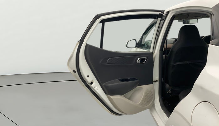 2020 Hyundai AURA SX PLUS 1.2 AMT CRDI, Diesel, Automatic, 66,459 km, LHS Rear Door