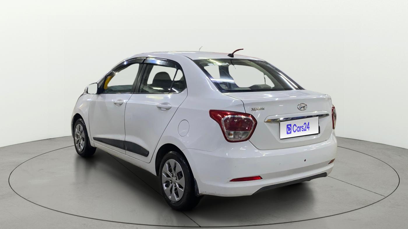 2015 Hyundai Xcent S 1.2, Petrol, Manual, 1,00,466 km, Left Back Diagonal