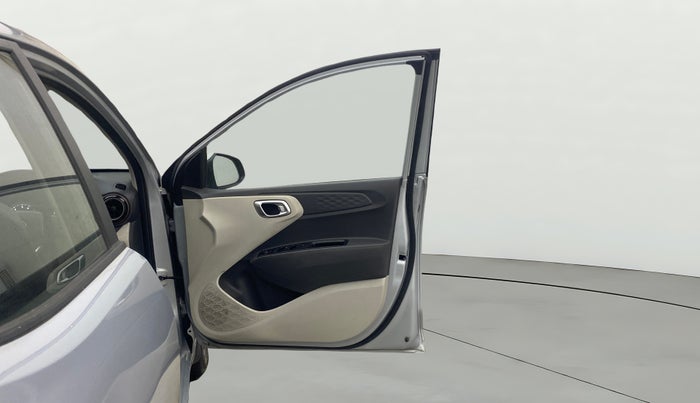 2021 Hyundai AURA SX 1.2, Petrol, Manual, 51,203 km, RHS Front Door