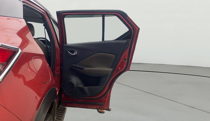 2019 Nissan Kicks XV PREMIUM O DUAL TONE DIESEL, Diesel, Manual, 1,16,212 km, RHS Rear Door