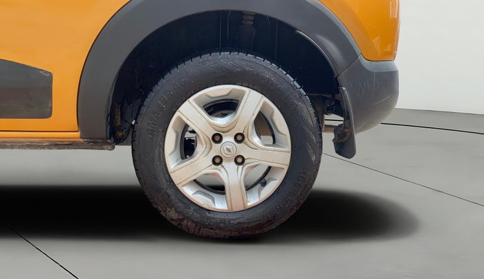 2019 Renault TRIBER RXZ, Petrol, Manual, 55,247 km, Left Rear Wheel