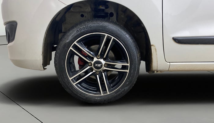 2016 Maruti Wagon R 1.0 VXI AMT, Petrol, Automatic, 24,883 km, Left Front Wheel
