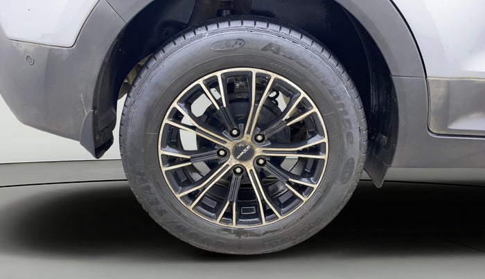 2018 Hyundai Creta E PLUS 1.4 DIESEL, Diesel, Manual, 1,22,245 km, Right Rear Wheel