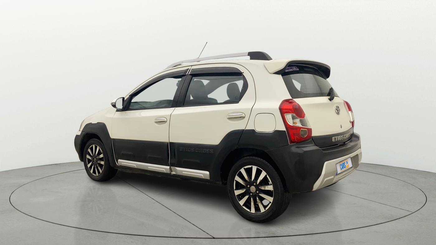 2014 Toyota Etios CROSS 1.4 VD, Diesel, Manual, 1,27,530 km, Left Back Diagonal