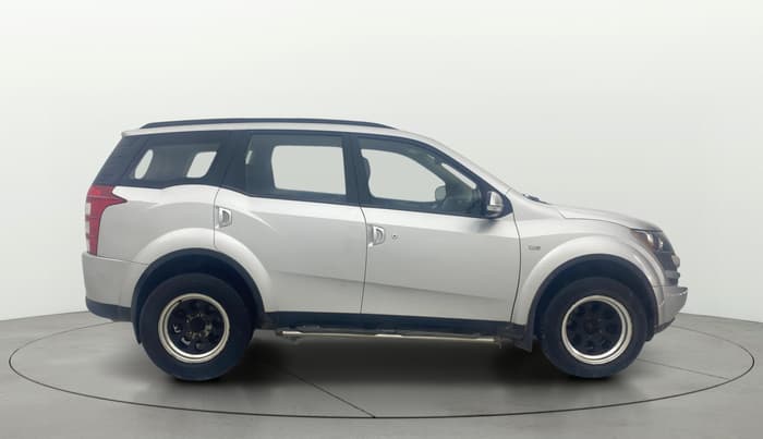 2013 Mahindra XUV500 W6, Diesel, Manual, 1,26,648 km, Right Side View