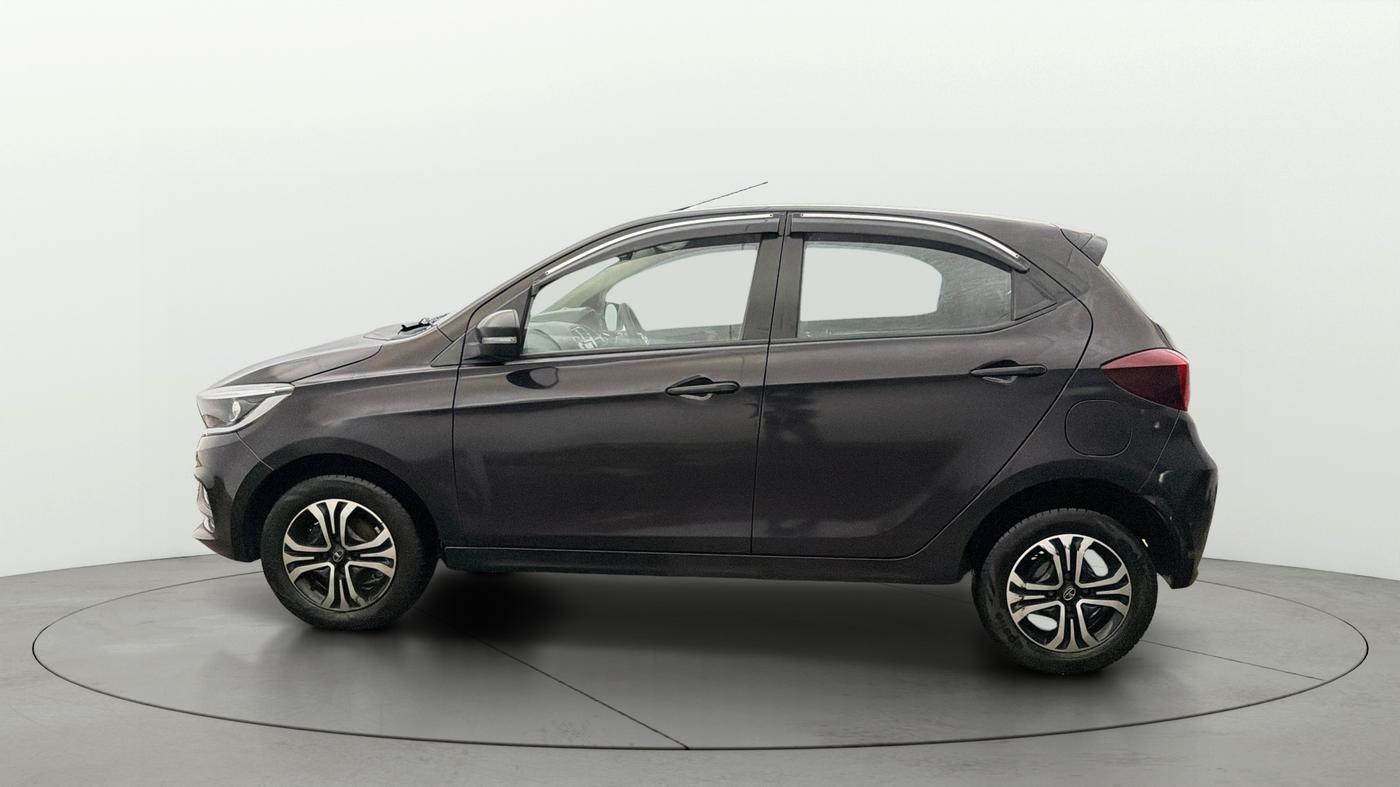 2022 Tata Tiago XZ PLUS CNG, CNG, Manual, 55,180 km, Left Side