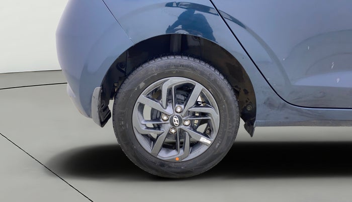 2021 Hyundai GRAND I10 NIOS SPORTZ AMT 1.2 KAPPA VTVT, Petrol, Automatic, 31,249 km, Right Rear Wheel