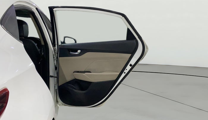 2020 Hyundai Verna SX 1.5 VTVT, Petrol, Manual, 56,514 km, RHS Rear Door