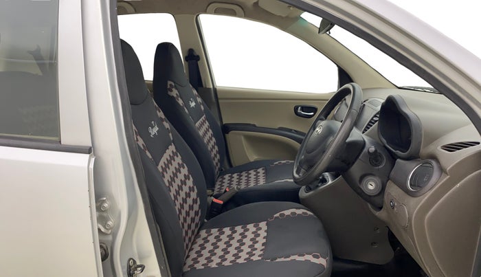 2012 Hyundai i10 MAGNA 1.2, CNG, Manual, 93,204 km, Right Side Front Door Cabin