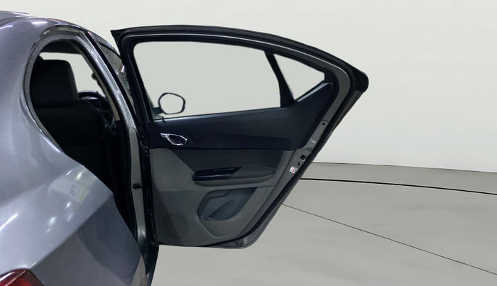 2018 Tata TIGOR XZ PETROL, Petrol, Manual, 92,562 km, RHS Rear Door