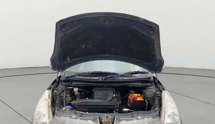 2015 Maruti Swift VXI, Petrol, Manual, 83,328 km, Open Bonet