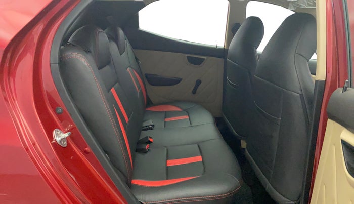 2018 Hyundai Eon ERA +, Petrol, Manual, 16,075 km, Right Side Rear Door Cabin