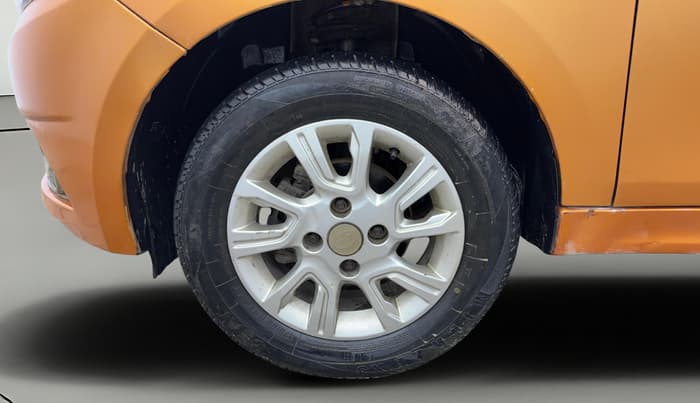 2018 Tata Tiago XZ PETROL, Petrol, Manual, 52,037 km, Left Front Wheel